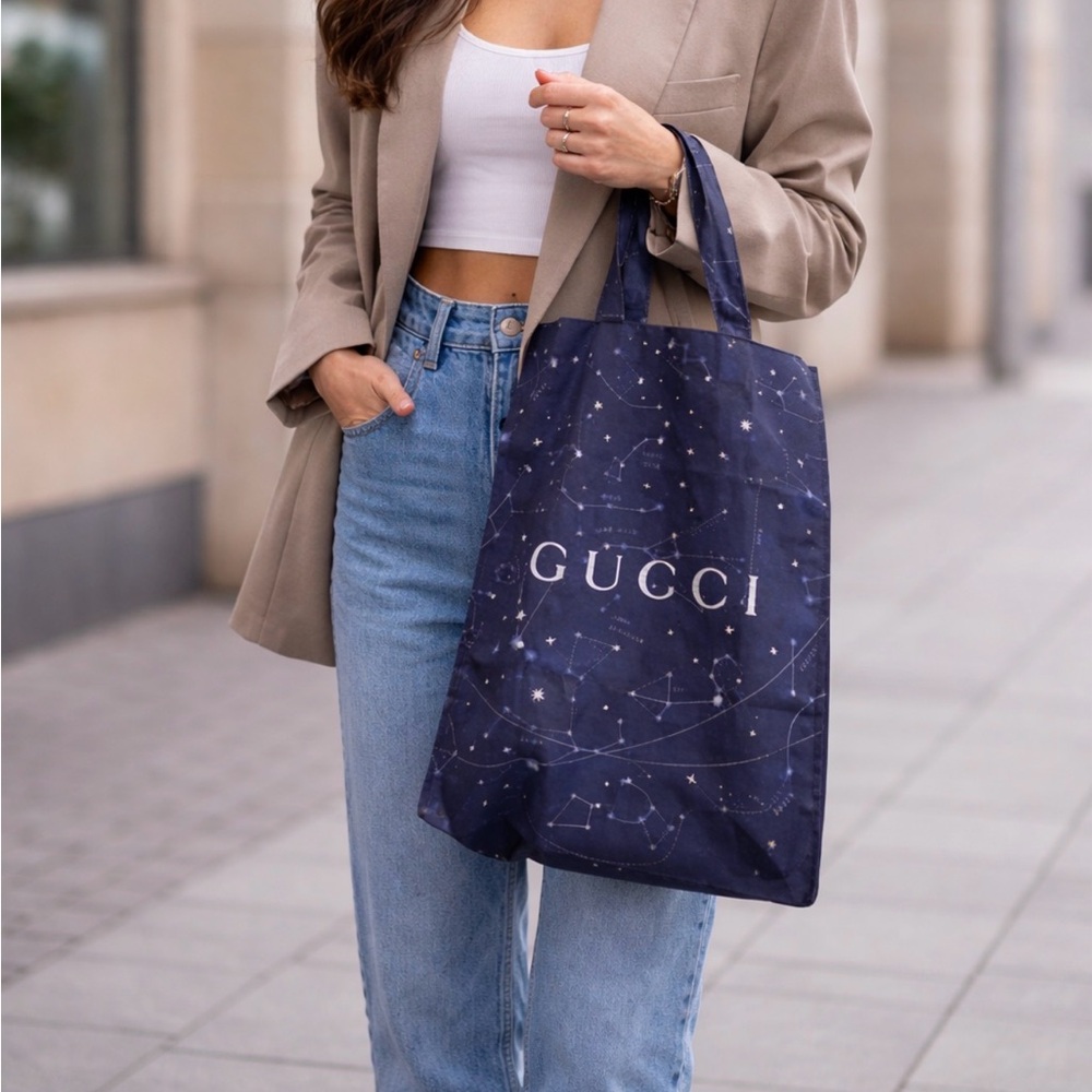 Gucci Navy Star-Print dust Bag. New